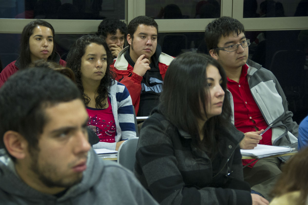 Estudiantes CADE